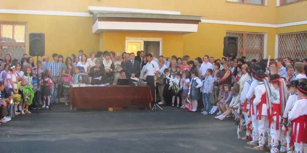 Careul primei zi de şcoală de la "Ştefan cel Mare"