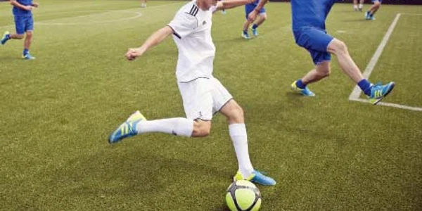 Enzo Zidane joacă din 2004 la juniorii Realului  Foto: afp