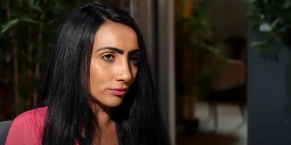 Zayna Iman, dezbrăcată, drogată și violată în arestul poliției britanice  Foto Captură video YouTube jpg