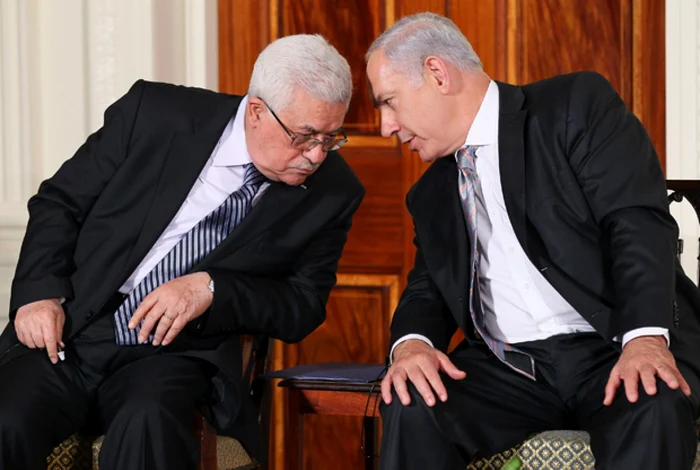 Liderul paletinian Mahmoud Abbas şi premierul israelian Benjamin Netanyahu