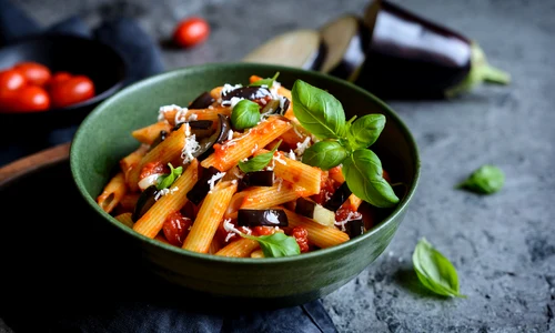 Paste cu legume  Sursa foto shutterstock 785621569 jpg