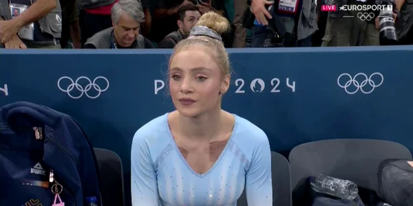 sabrina dezamagita jpg