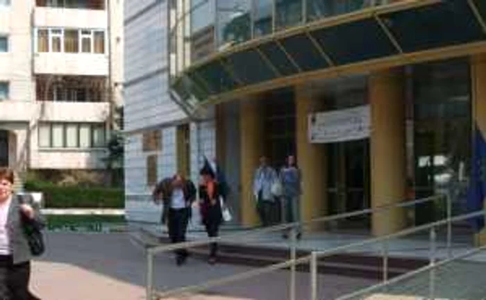 Manifestarea are loc la Biblioteca Antim Ivireanul