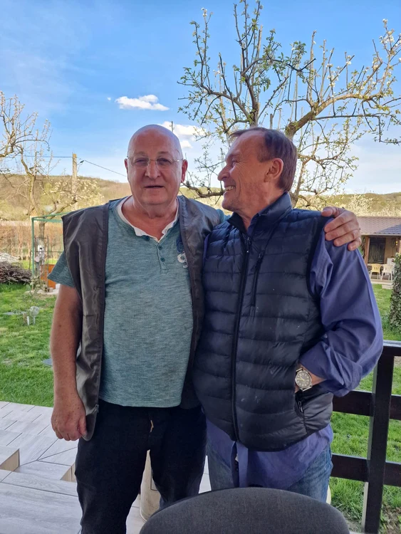 Constantin Cotimanis și soția sa au fost gazde pentru actorul Robert Knepper FOTO Facebook