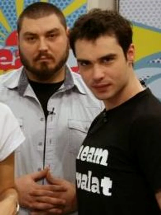 
    Adrian Nicolae şi Micutzu  