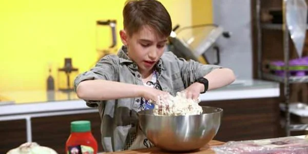mihnea sabou chefi la cutite foto captura video antena 1