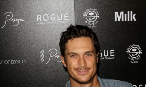 oliver hudson jpeg