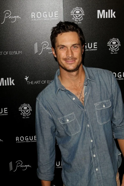 oliver hudson jpeg