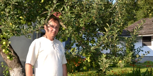 Branul este renumit pentru livezile de meri