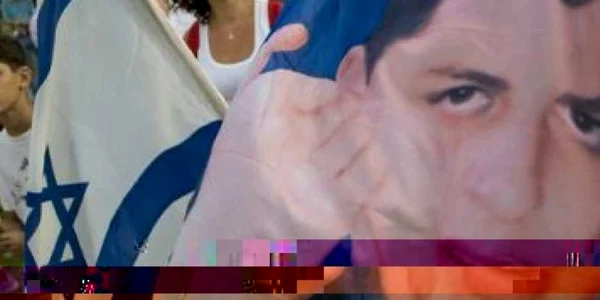 Israelul a eliberat 19 deţinute palestiniene pentru imagini video cu Gilad Shalit