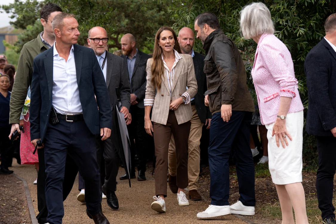 Prințesa Kate când a vizitat Spitalul Colchester pe 2 iulie, Profimedia (6) jpg