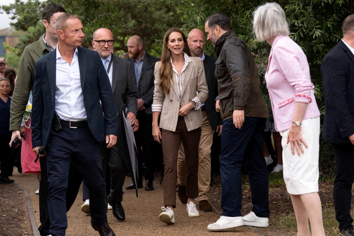 Prințesa Kate când a vizitat Spitalul Colchester pe 2 iulie, Profimedia (6) jpg