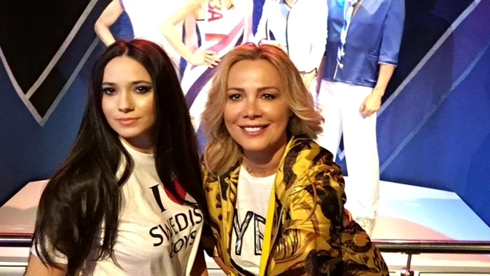 Dana Săvuică și fiica sa 