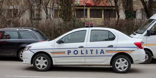 masina de politie jpeg
