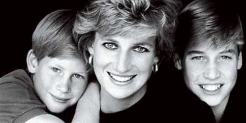 lady di foto facebook/lady diana