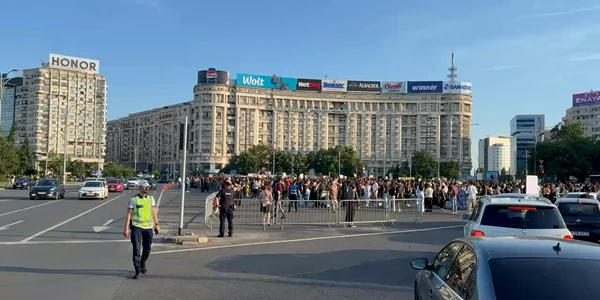 protest violenta impotriva femeilor, sursa adebvarul mp4 thumbnail png
