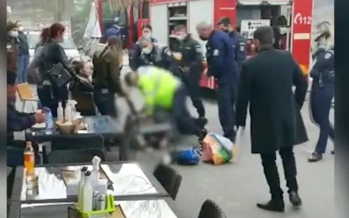 Bărbatul a murit sufocat după ce a fost trântit la pământ de poliţişti FOTO: Dan Barbu/Facebook