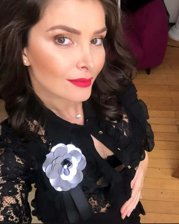 Alina Puşcaş, la filmările "Te Cunosc de Undeva"