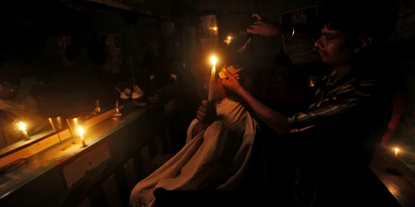 india-pana de curent