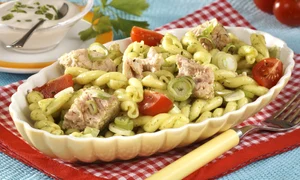 salata de paste cu ton si sos pesto profimedia 0094667099 2 jpeg