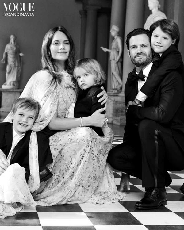 Prințesa Sofia Prințul Carl Philip și cei trei copii ai lor foto Vogue Scandinavia jpeg