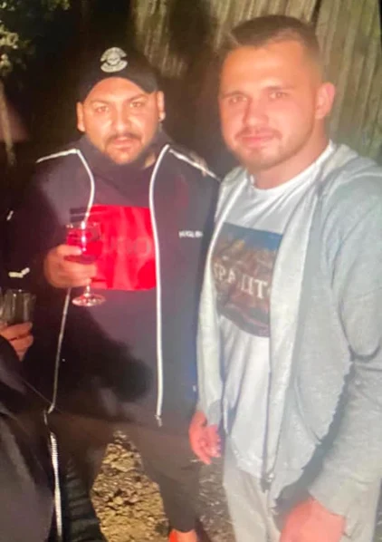 Dani Mocanu - la ziua de naştere a polițistului Emanuel Croitoru Foto - Facebook/Dani Mocanu