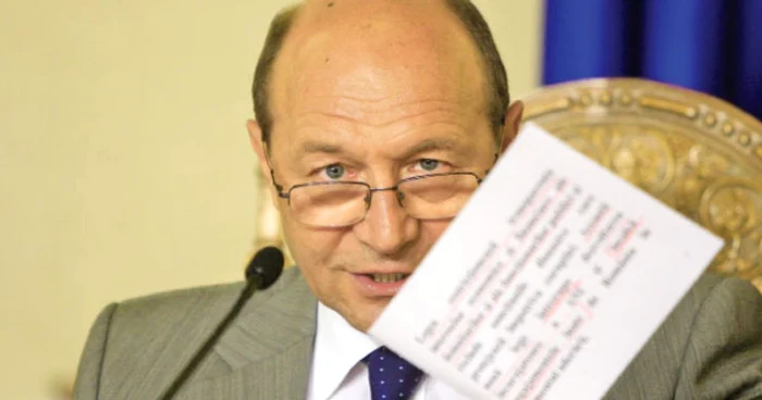 Traian Băsescu: "Documentul semnat de USL cu CNSC trebuie tradus şi trimis partenerilor din UE şi NATO"