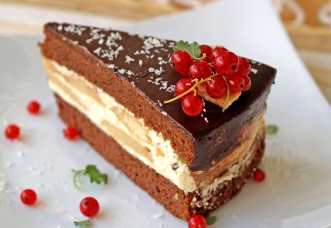 tort de ciocolata cu crema de lapte jpeg