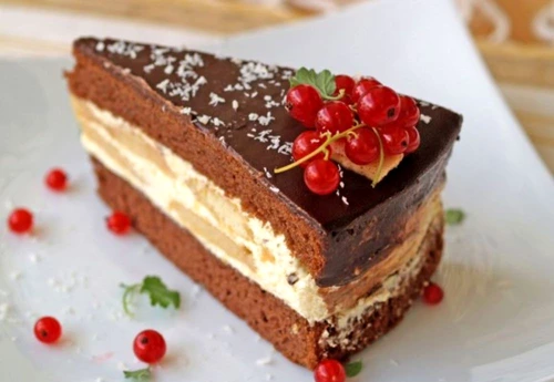 tort de ciocolata cu crema de lapte jpeg