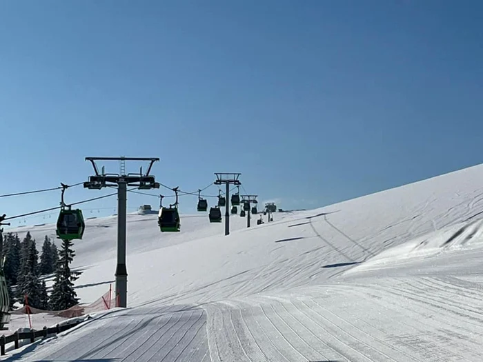 Zăpadă la jumătatea lui martie, pe pârtii FOTO Domeniul schiabil Transalpina