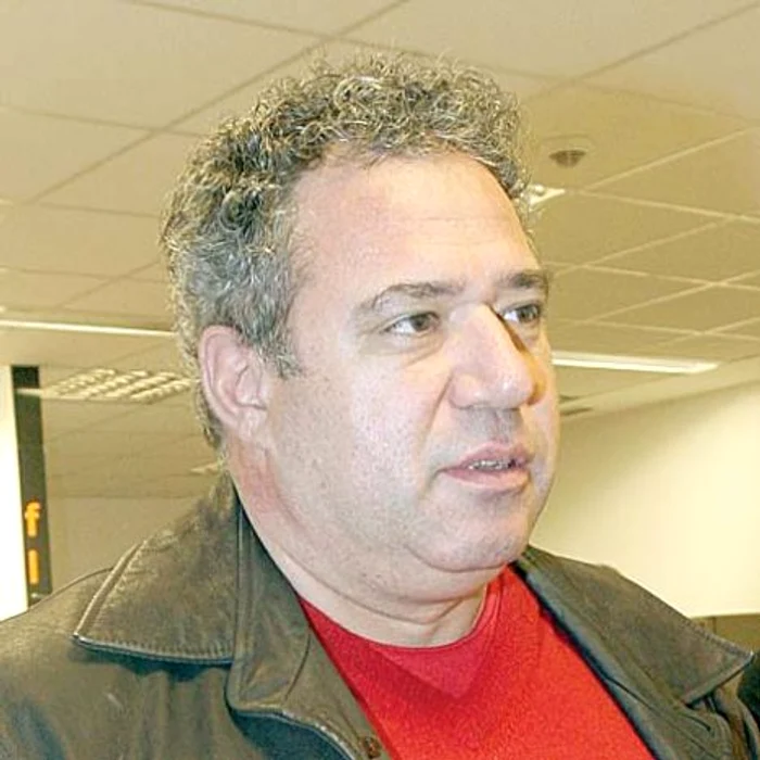 
    Aviatorul şi-a pierdut viaţa în luna ianuarie, în Munţii Apuseni  