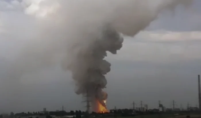 
    Incendiu puternic în zona industrială din ConstanțaFoto: Captură Video  