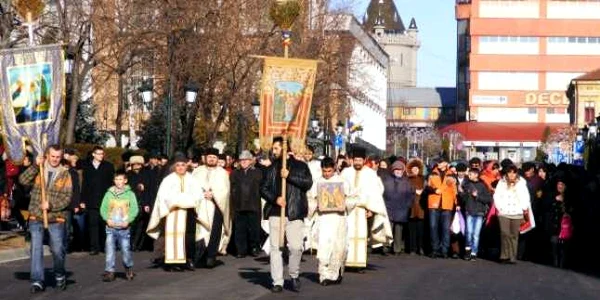 procesiune de bobotează la turnu severin FOTO Corina Macavei 