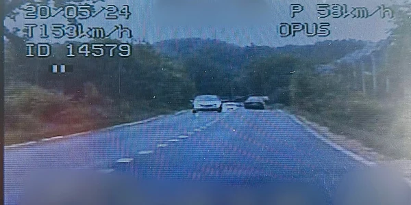 Șofer prins conducând cu viteza de 153 km/h/ FOTO IPJ Dâmbovița