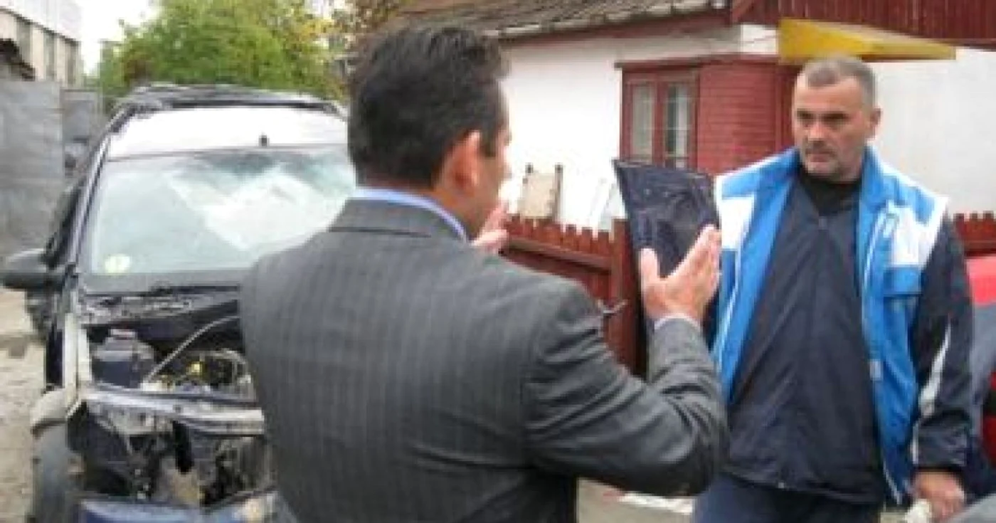 Timişoara: Service-uri auto, luate la puricat de Registrul Auto Român (GALERIE FOTO)