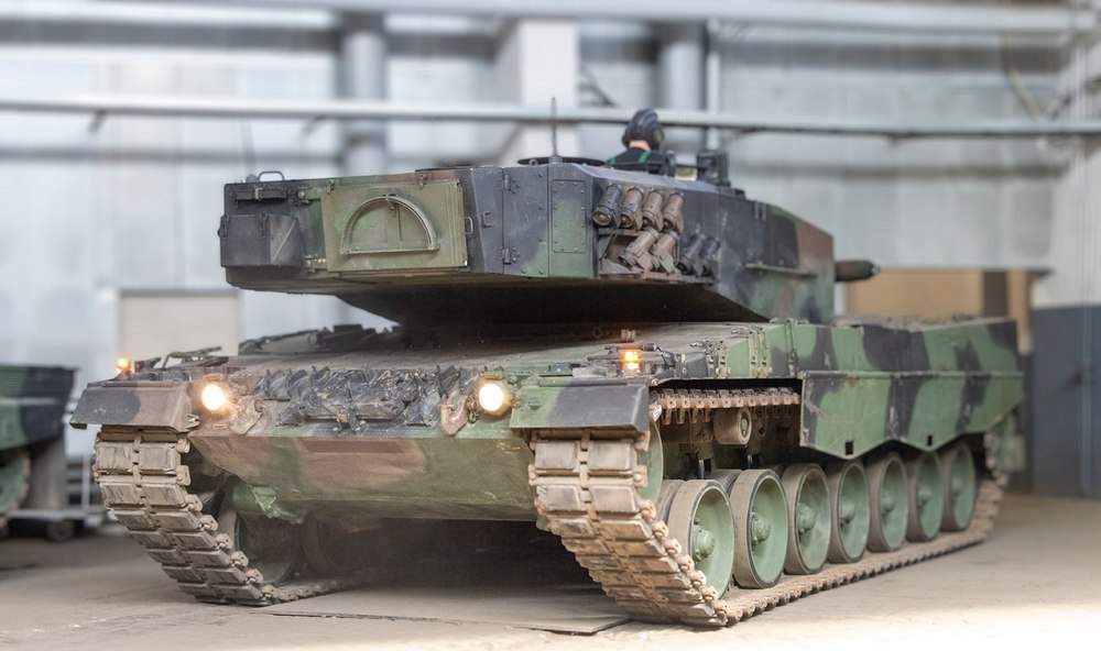 Primele tancuri Leopard 2 reparate în „timp record” în Polonia au ajuns înapoi pe câmpul de luptă FOTO