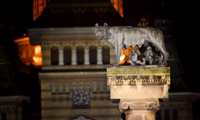 Monumentul Lupa Capitolina jpg
