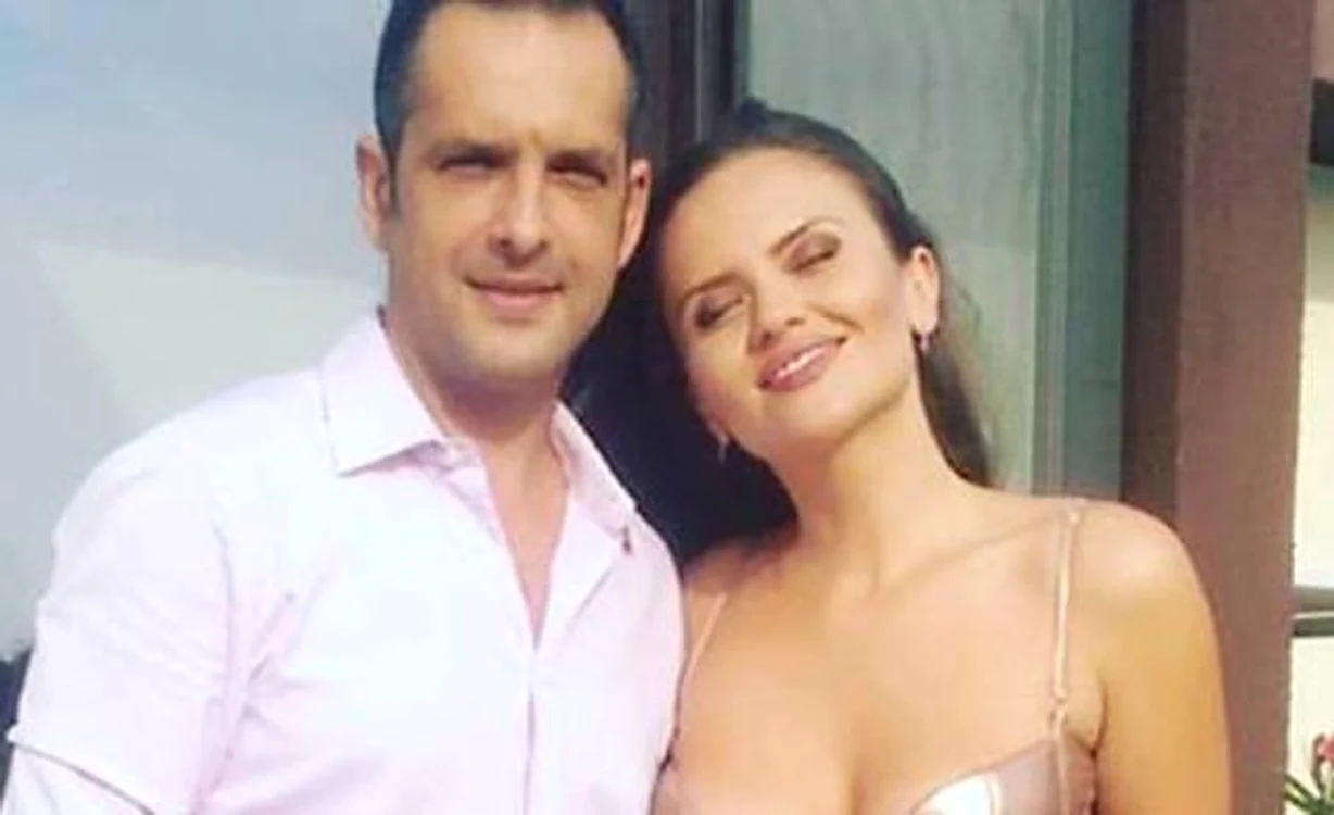 
    Mădălin Ionescu și Cristina Șișcanu, la ziua prezentatorului de la Kanal Dfoto: arhivă personală  