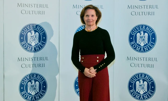 Principesa Sofia, foarte elegantă în pantalon palazzo la Ziua Culturii Naționale   FOTO Daniel Angelescu, Casa Majestății Sale (1) jpeg