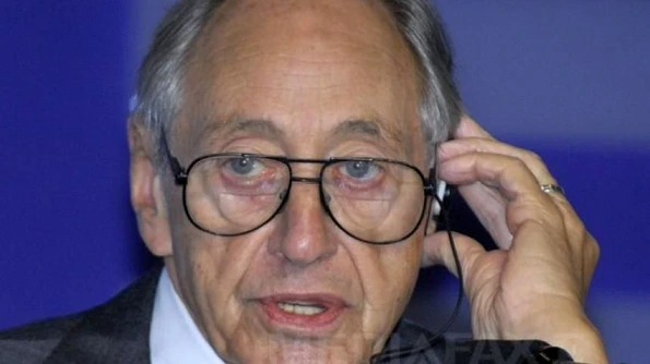 Istoria următorilor 40 de ani în lume predicţiile lui Alvin Toffler jpeg