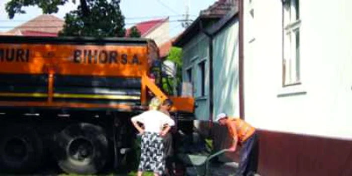 Oradea: Asfaltare supravegheată direct de orădeni