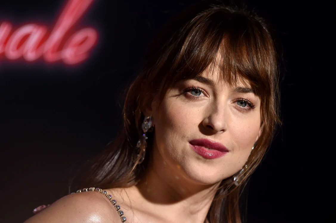 
    Dakota Johnson a fost în centrul atenţiei la El Royale, în Los Angelesfoto: Hepta  