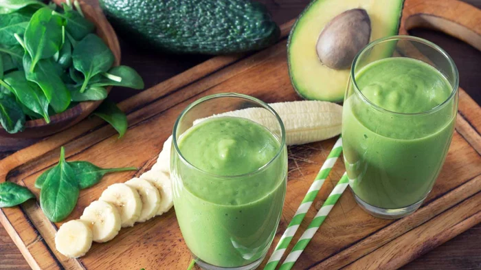 Imagine cu alimente diuretice Sursă: Healthline com
