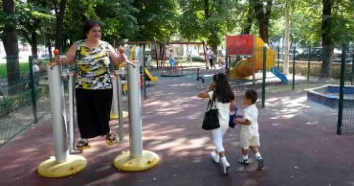 Piteşti: Gimnastică în fitparc