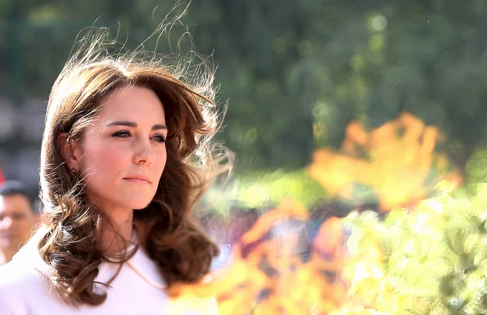 Kate Middleton, pusă în dificultate de vântul din New Delhifoto: Getty Images