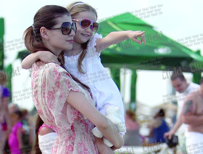 Monica Gabor şi fetiţa ei, Irina