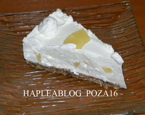 tort cu crema de iaurt si frisca 16 jpeg