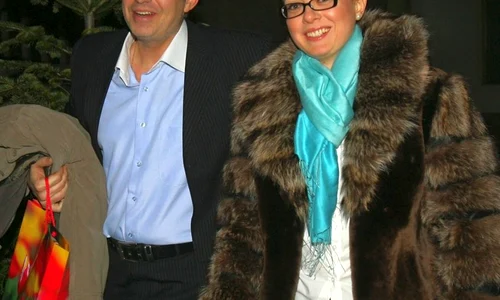Cântăreţul Cătălin Crişan va divorţa de soţia lui, Alina jpeg