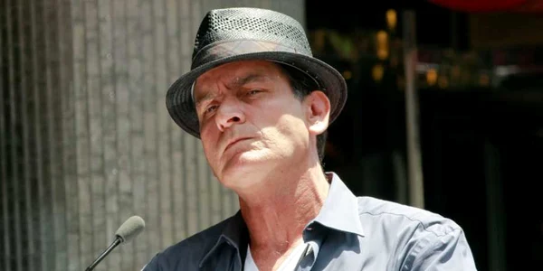 Charlie Sheen foto hepta 