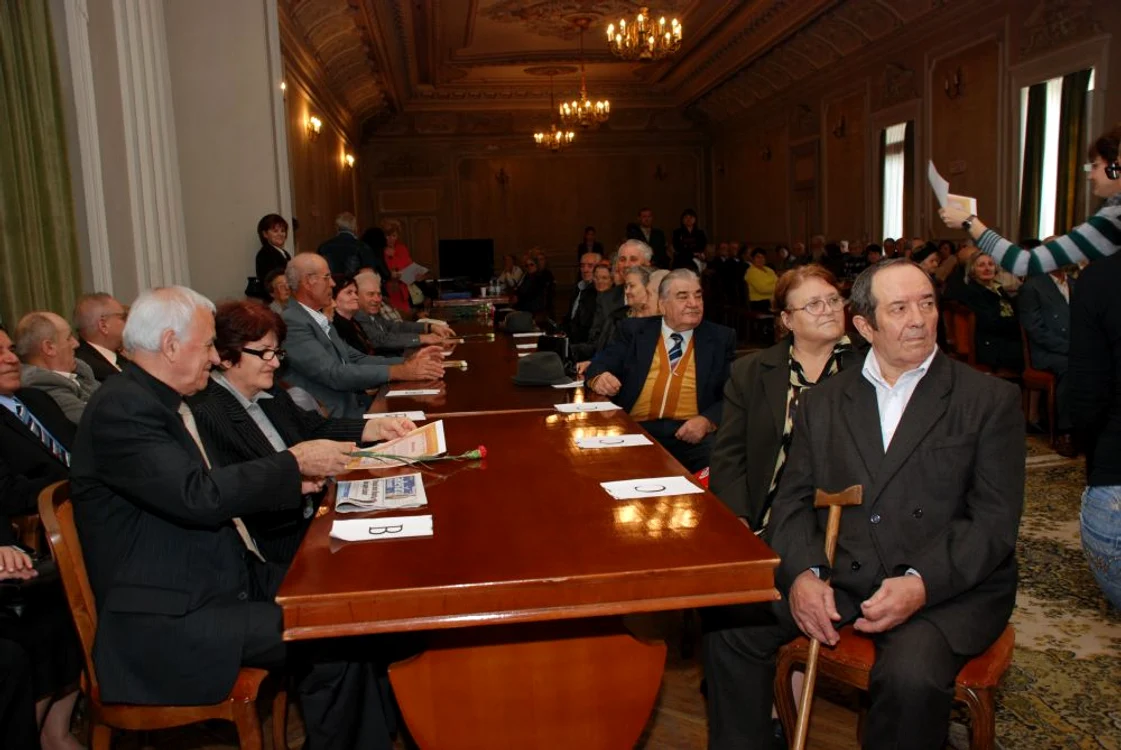 Anul trecut câteva sute de persoane au fost premiate pentru cei peste 50 de ani de căsnicie